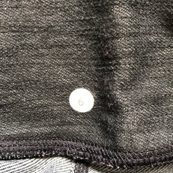 Lululemon dark denim ride on crop leggings - Picture 6 of 6